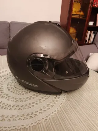 Casco de moto LS2 abatible