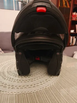 Casco de moto LS2 abatible