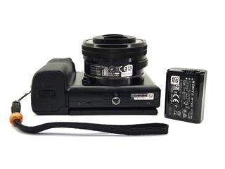 camara digital evil sony alpha a6000 (ilce-6000)+16-50mm 1:3.5-5.6 oss