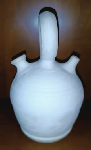 Botijo de cerámica blanco
