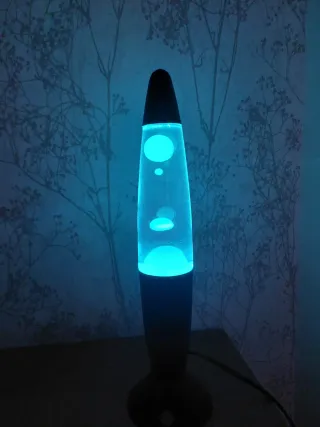 Lâmpada de Lava LED com Controle Remoto