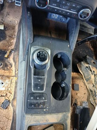 CONSOLA CENTRAL FORD KUGA (CBV)