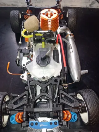 Coche radiocontrol Team Magic 1/10