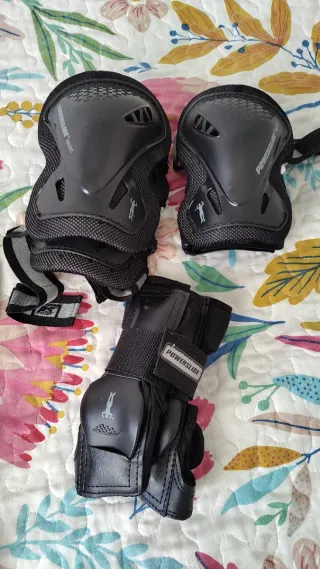 Patines en línea Decathlon con protecciones