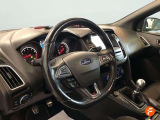 Ford Focus 2.0 EcoBoost A-S-S 184kW ST Sportbreak
