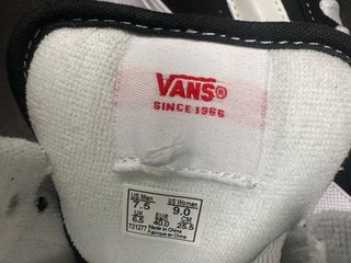 Zapatillas Vans Beige y Rojas