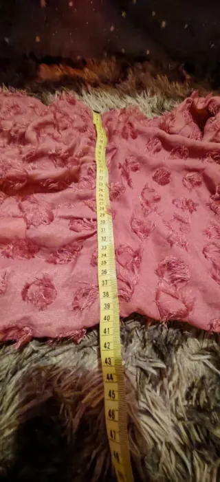 Vestido rosa midi texturizado