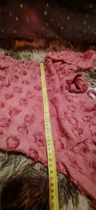 Vestido rosa midi texturizado