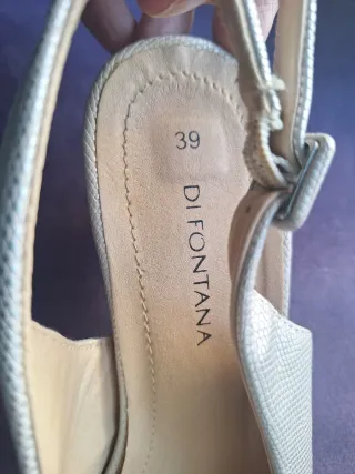 Zapatos destalonados