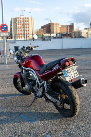 Suzuki Bandit 600N 1995  MODELO ÚNICO EN ESPAÑA