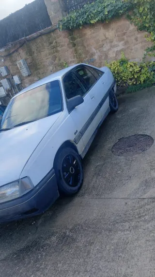 Opel Omega a