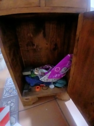 Mueble rústico de pino