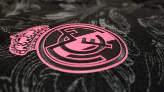 Camiseta Real Madrid 20-21 versión jugador XL.