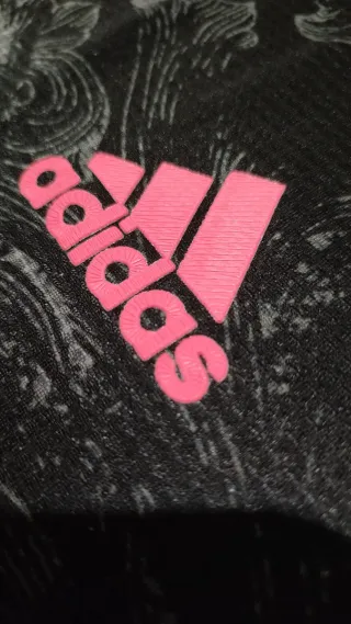 Camiseta Real Madrid 20-21 versión jugador XL.