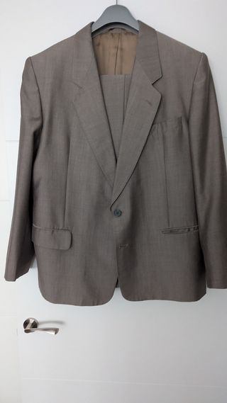 Traje Chaqueta Marrón