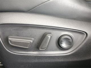 TOYOTA RAV4 5P Style 220H e-CVT (AWD-i)