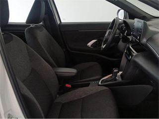 TOYOTA Yaris Cross 5 puertas Active Tech 120H e-CVT