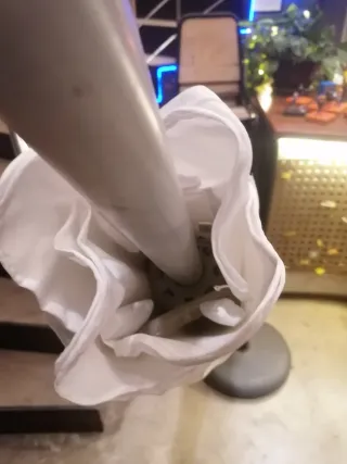 Sombrilla de terraza 3 metros con base de hormigón