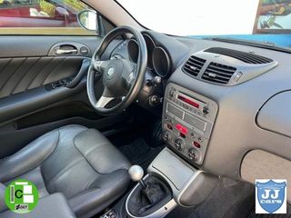 ALFA ROMEO GT 2.0 JTS Distinctive