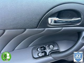 ALFA ROMEO GT 2.0 JTS Distinctive