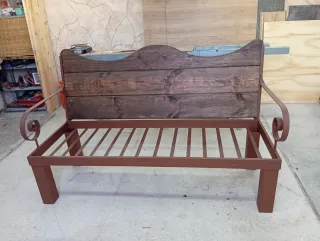 Sofás rústicos fuertes  interior o exterior