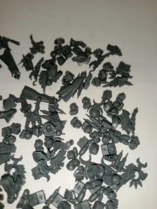 Mogollón de granadas y accesorios