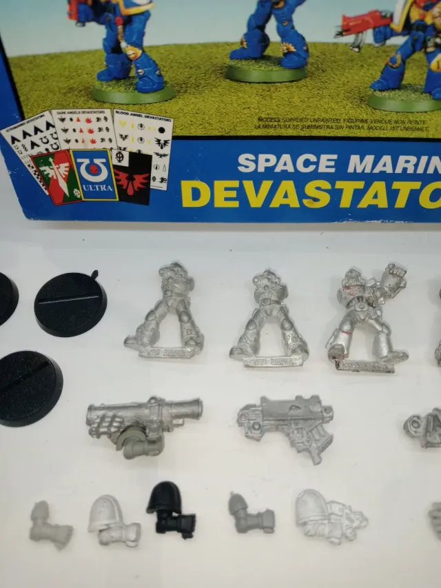 Warhammer 40,000 Space Marine Devastators