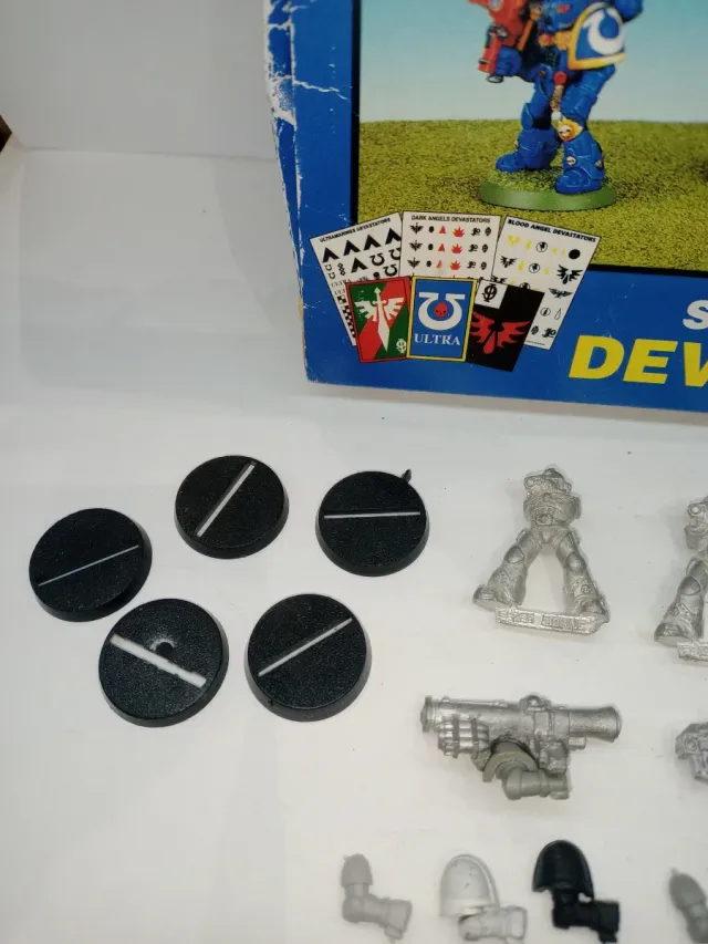 Warhammer 40,000 Space Marine Devastators