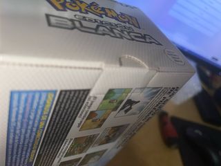 Nintendo DSi Edición Pokémon Blanca PRECINTADA