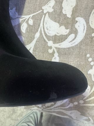 Botas altas negras con cordones y cremallera