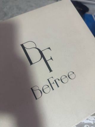 Botas de tacón altas marrones nuevas sin estrenar