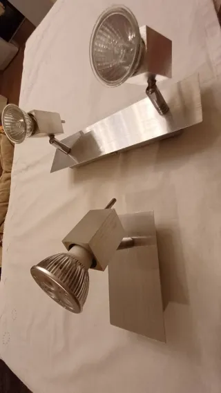 Dos Apliques/Focos Techo y Pared(luz led).