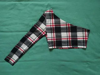 Top Asimétrico Shein Manga Larga Talla M