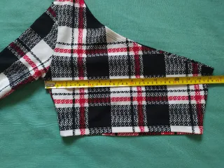 Top Asimétrico Shein Manga Larga Talla M