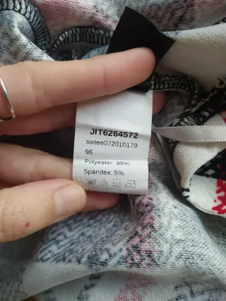 Top Asimétrico Shein Manga Larga Talla M