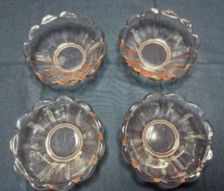 Set 4 Ciotole Vetro Rosa Lavorato Anni '40