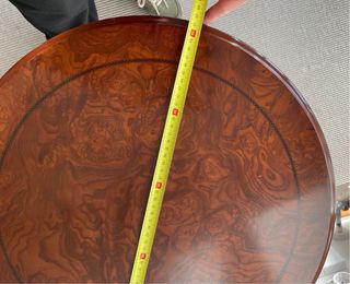 Mesa auxiliar madera raíz