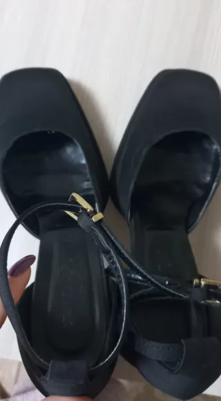 Sandali Primadonna neri con tacco