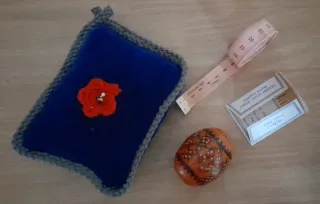 Set cucito vintage cestino vimini accessori