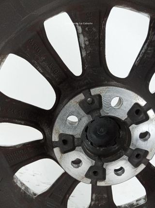 Bmw 21151958 7915323 llanta serie 3