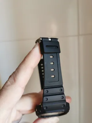 Reloj Casio G-Shock DW-5000R Negro