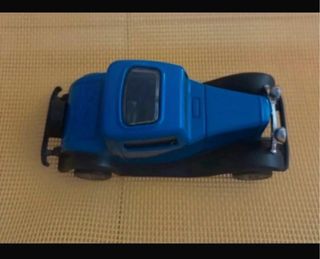 Coche Panhard Simo escala 1/43 metal