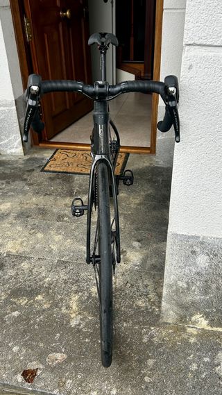 Bicicleta de Carretera Negra