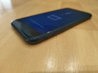 iPhone SE 64GB Medianoche