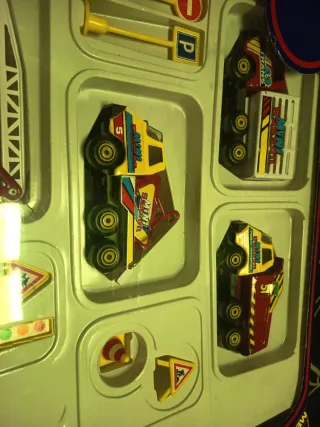 COLECCION CAMIONES MINI METAL RICO