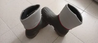 Botas de nieve negras y grises Unisex