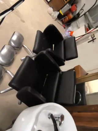 4 Sillones Peluquería + 4 Reposapiés