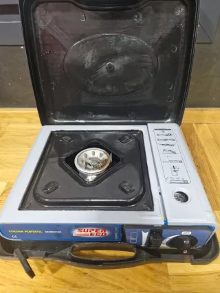 Cocina Portátil Super Ego + 4 Botellas