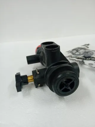 Válvula seguridad y llenado caldera