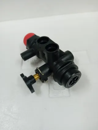 Válvula seguridad y llenado caldera